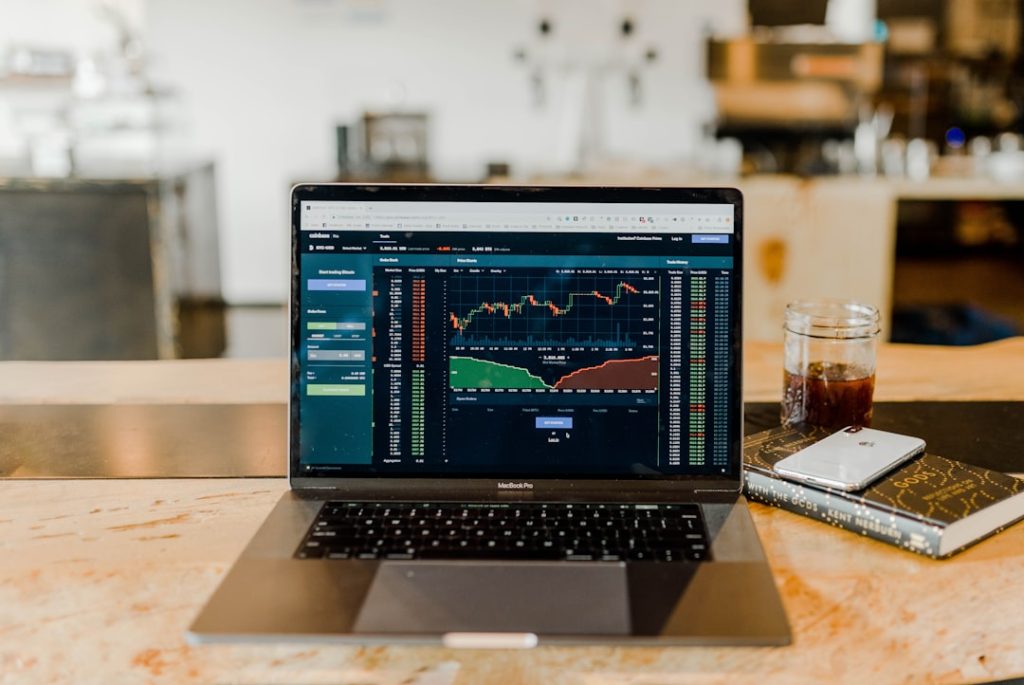 Swing Trading vs Scalping: Which Strategy Fits Your Lifestyle? — Photo by Austin Distel on Unsplash